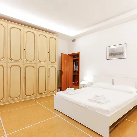 Large With Balcony - 2 Bedrooms *