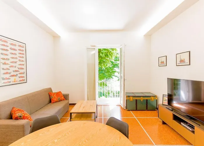 Lejlighed Large With Balcony - 2 Bedrooms