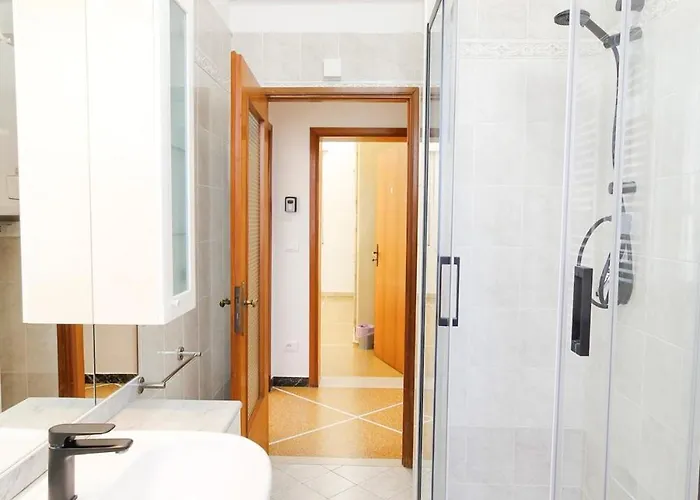 Large With Balcony - 2 Bedrooms 볼로냐