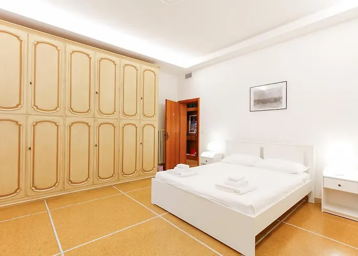 Large With Balcony - 2 Bedrooms *